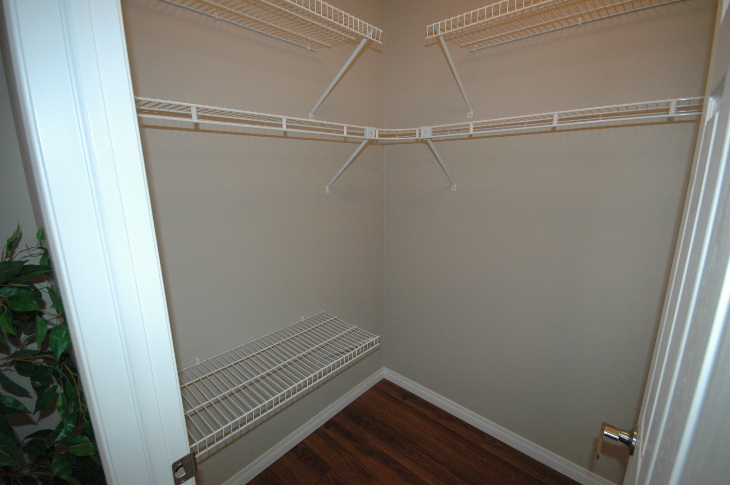 Sherwood Park 4bed Home For Sale or Rent to Own In Clover Bar