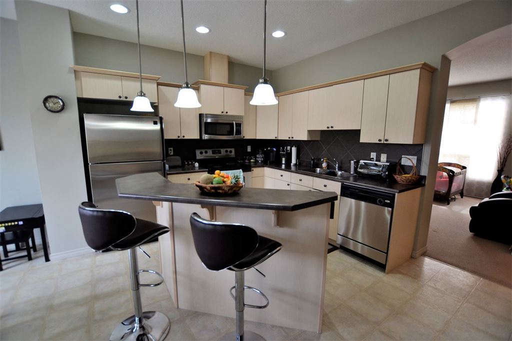 2Storey Family TownHome in Tuscan Village109, 13825 155 Ave NW