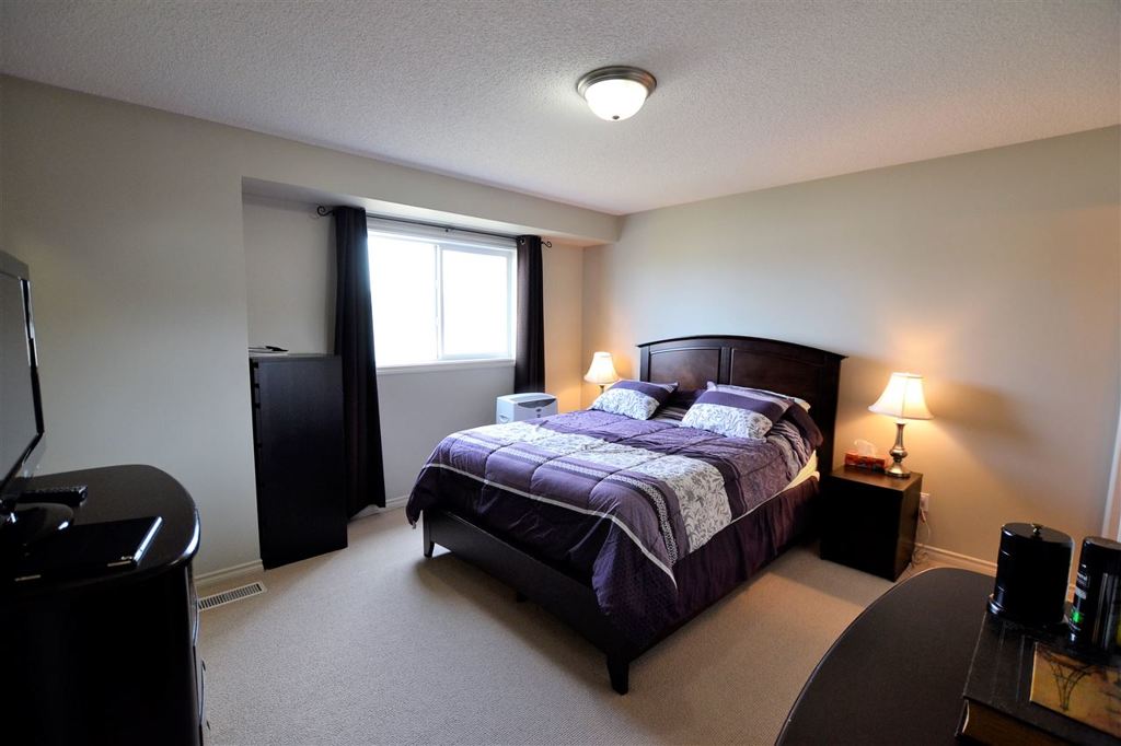 2Storey Family TownHome in Tuscan Village109, 13825 155 Ave NW