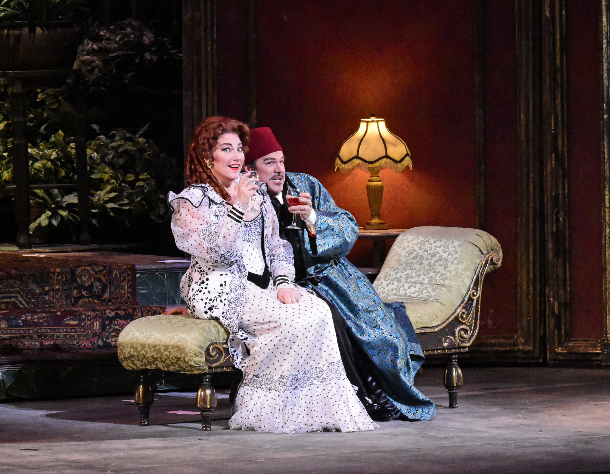 Die Fledermaus Synopsis Opera-Arias.com
