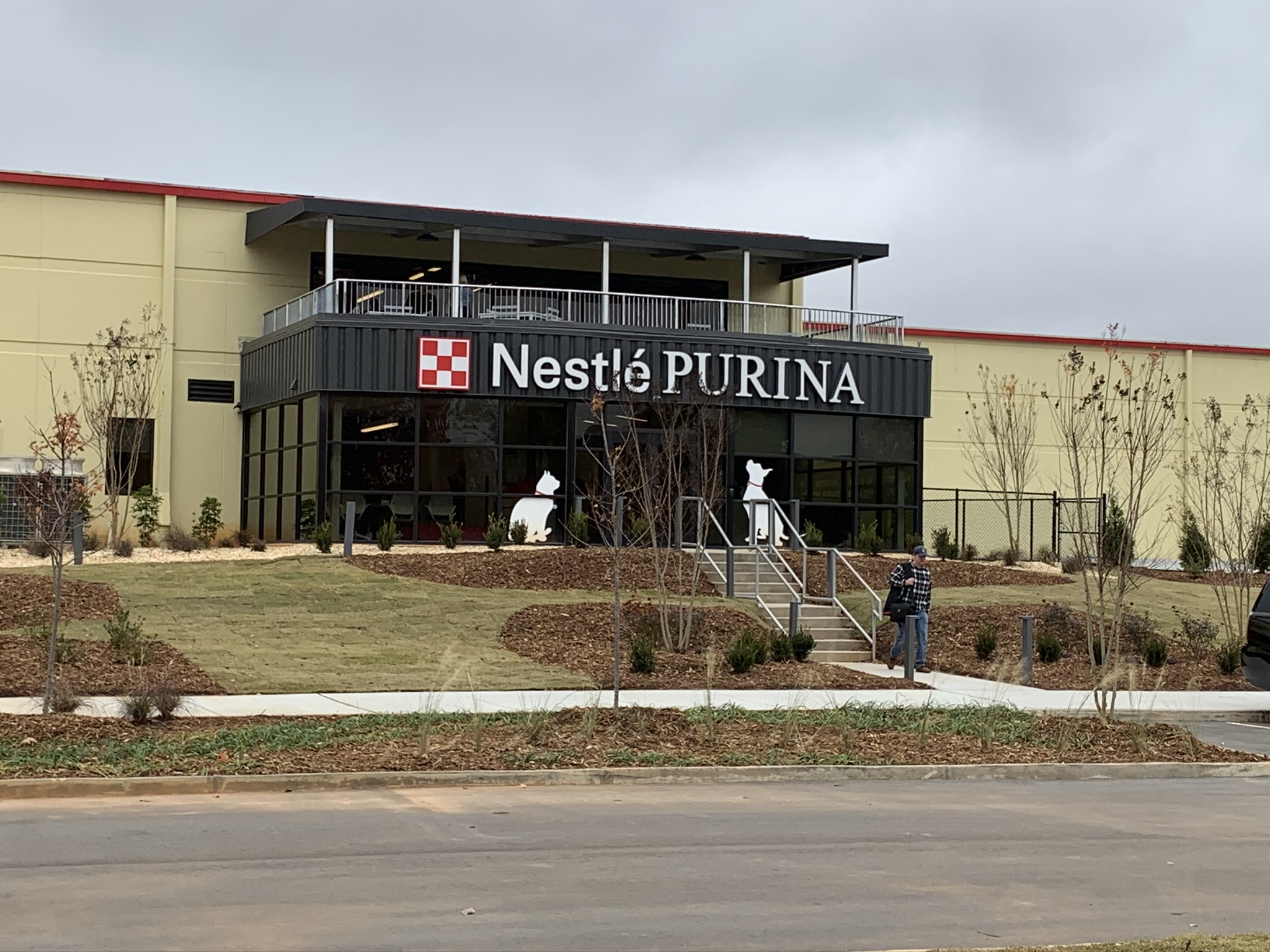New Hartwell Purina Plant Opens to City, State, Officials with "Ribbon