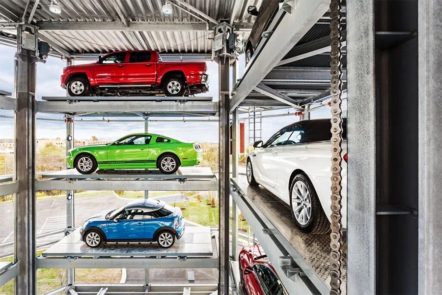 Carvana CoinOperated Car Vending Machine Opens in Nashville