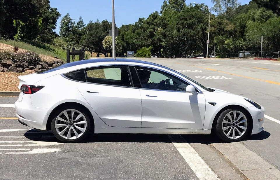 Tesla Model 3 Range and 0to60 Time Revealed