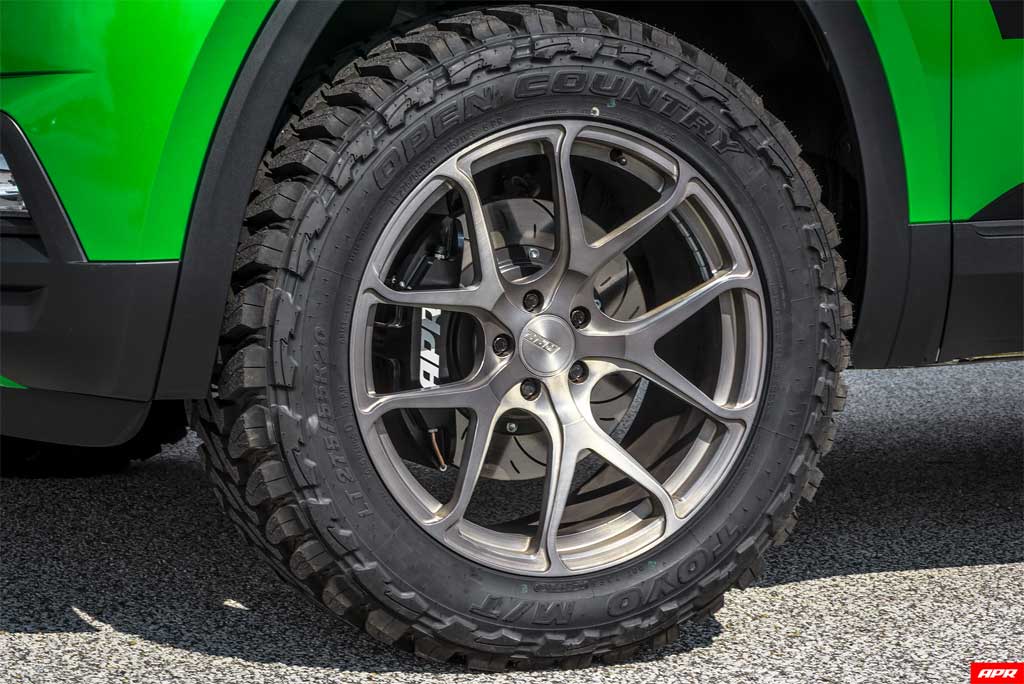 APR-modded VW Atlas Wants to Play in the Mud