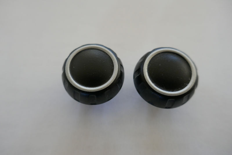 Sticky radio knobs 986 Forum for Porsche Boxster & Cayman Owners
