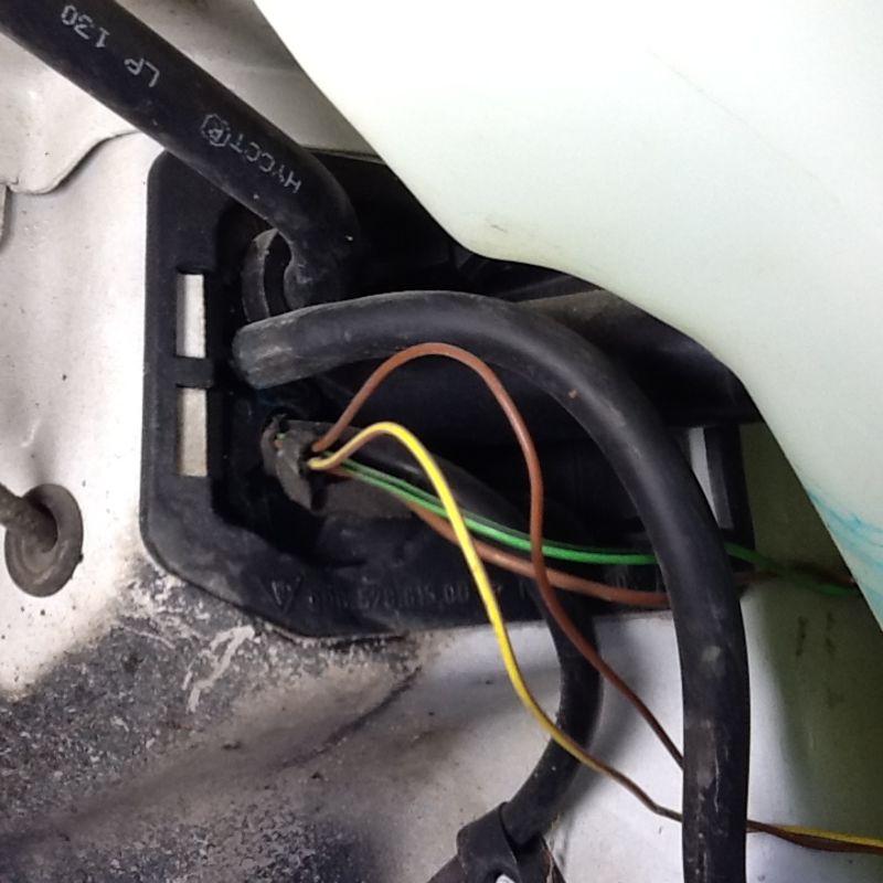 Windshield washer reservoir bottle leaking 986 Forum The Community