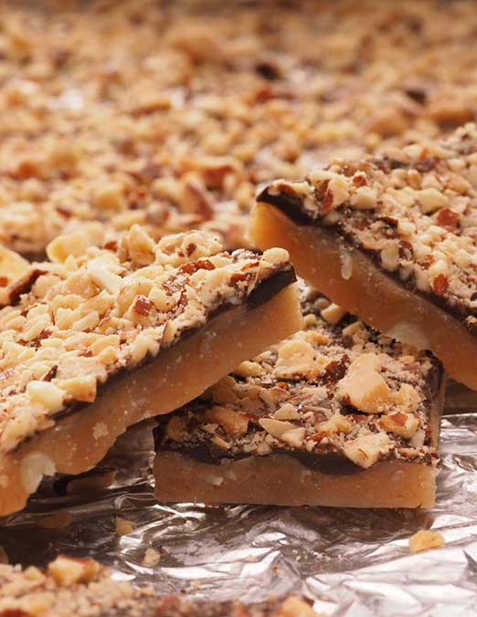 Homemade Almond Roca Bars 99easyrecipes