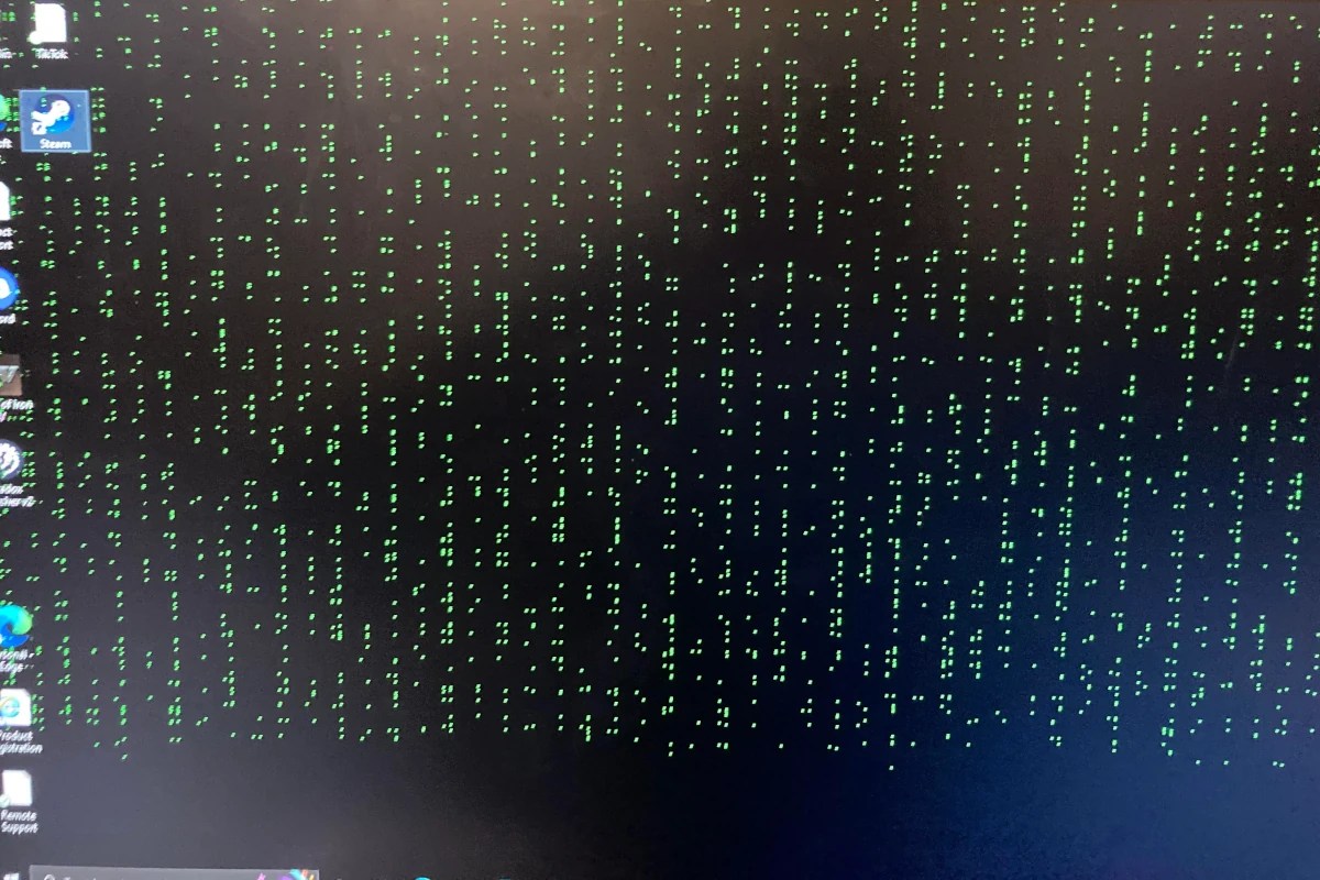 Green Pixels on Monitor: Causes and Quick Fixes - 9meters