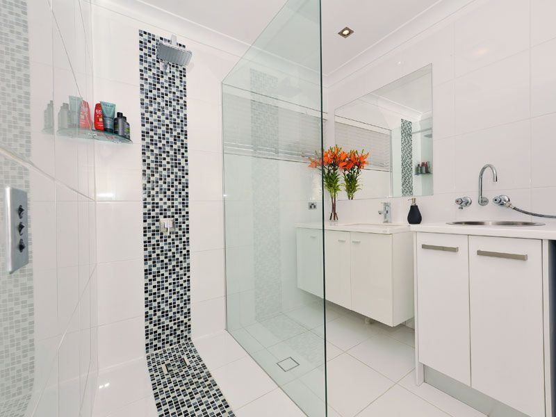 Shower Screen Glass Door for Bathrooms Type and Choice