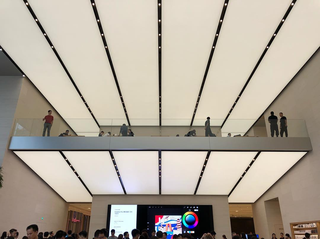 New Suzhou and Eastview Apple stores open to iPhone XS and Apple Watch