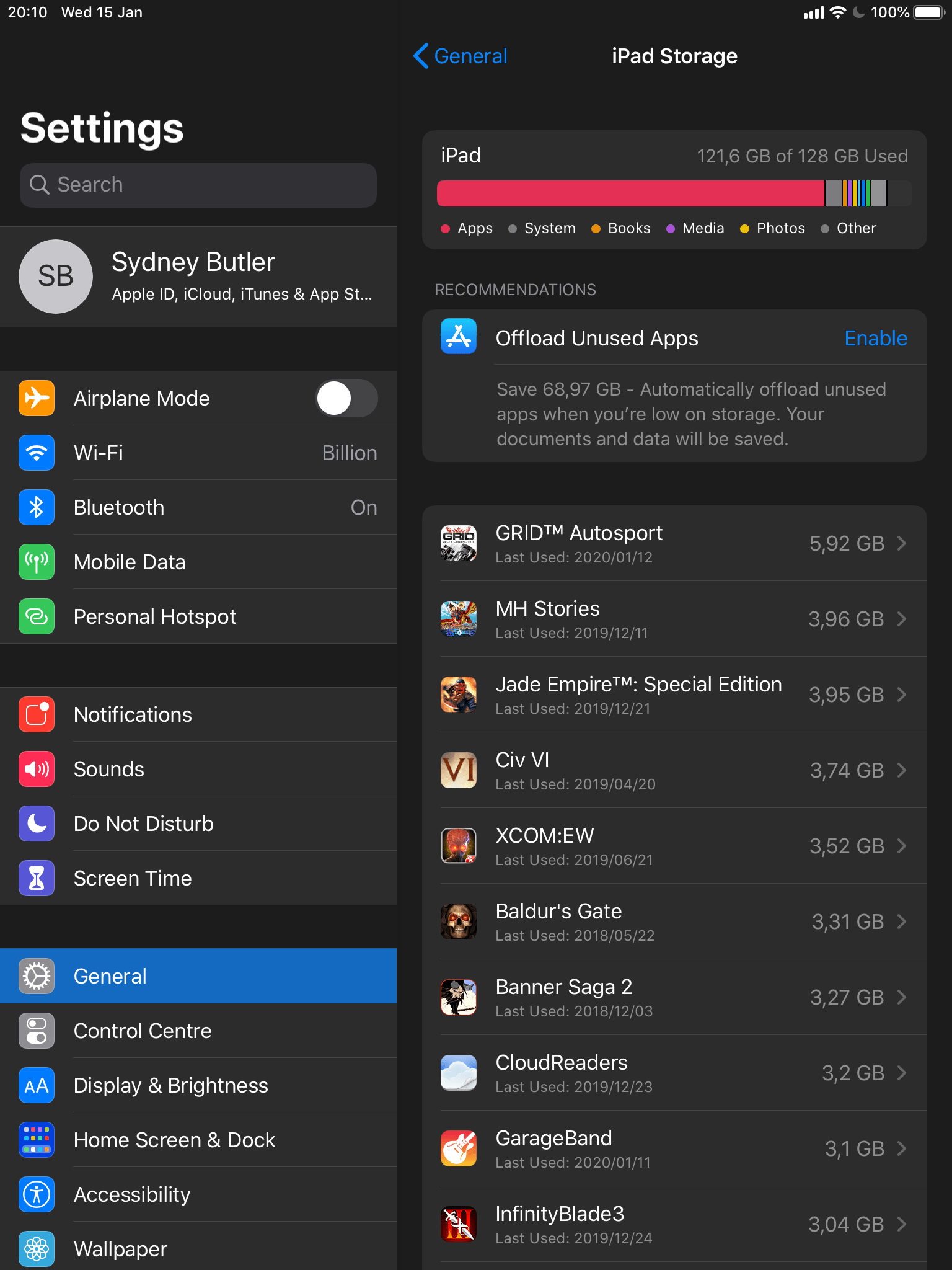 Choose to enable automatic offloading if you wish or tap on an individual app.