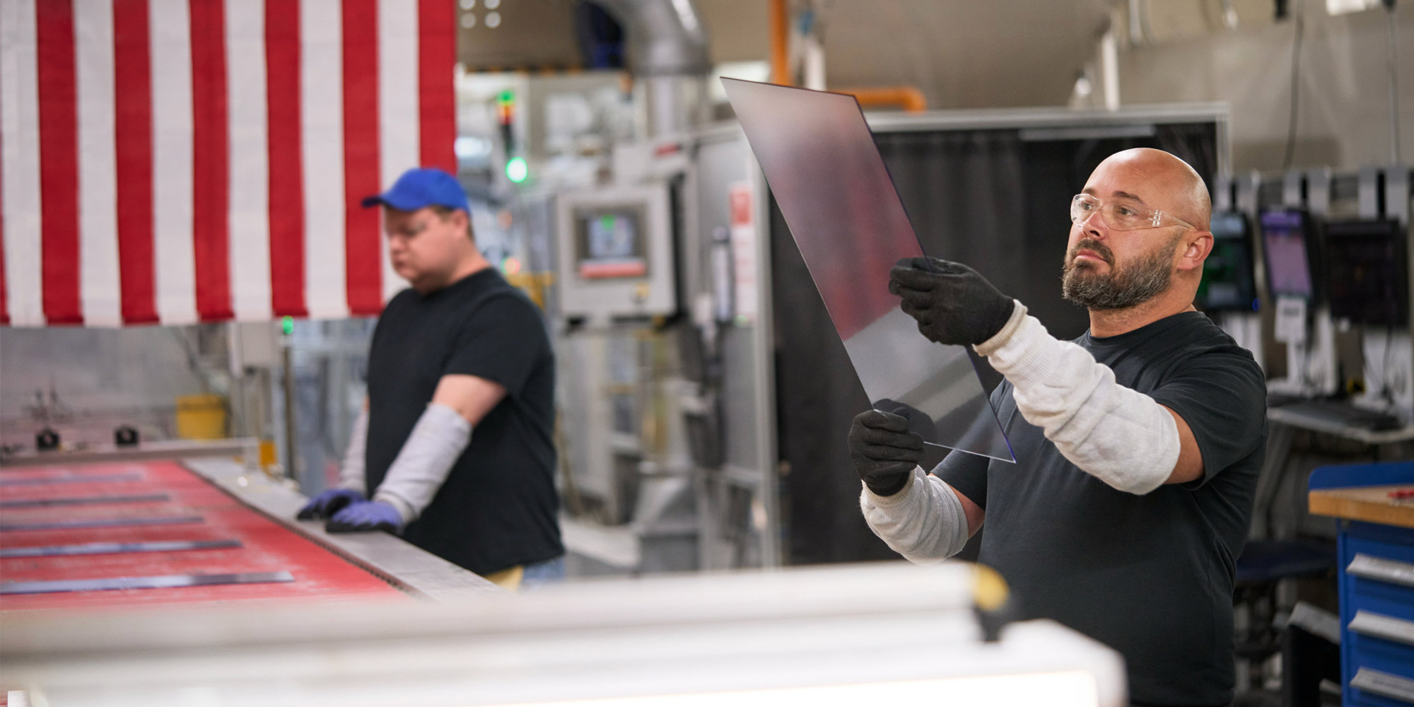 Apple launches the ‘American Manufacturing Program,’ with a new 0B commitment to the US