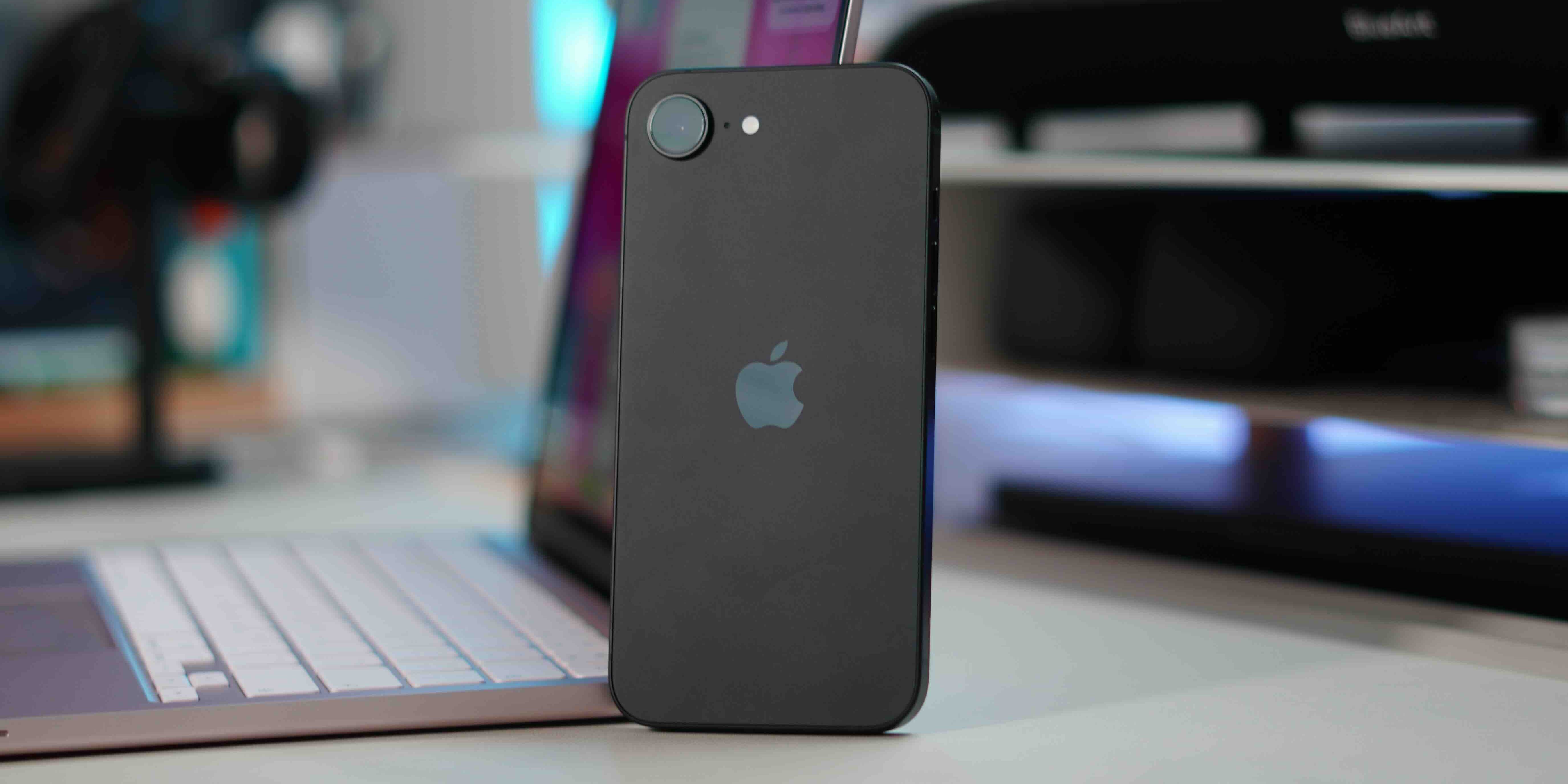 These are my favorite budget-friendly iPhone 17e accessories