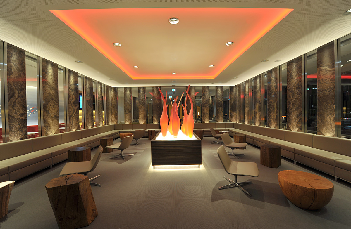 Maple Leaf Lounge Air Canada Frankfurt