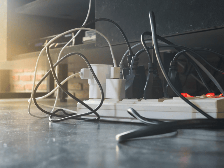 Why House Multiple Electrical Outlets Are Not Working? A Maximum