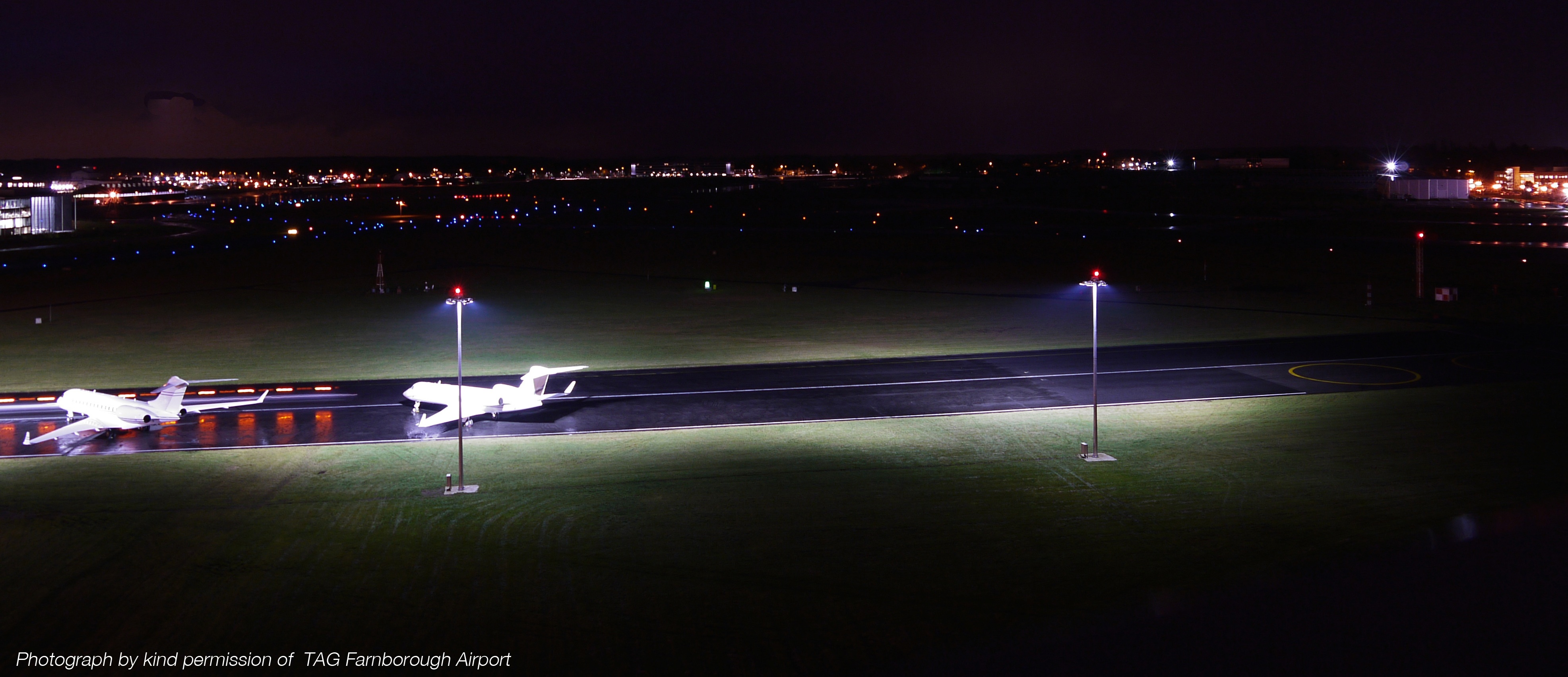 Airport Suppliers Press Release CU Phosco Lighting Airport High