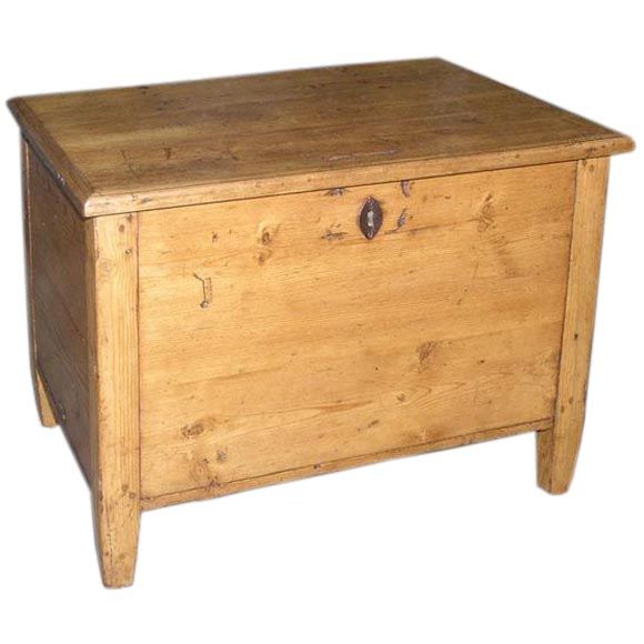 Antique Hope Chest, Blanket Box or Dowry Chest at 1stDibs dowry box