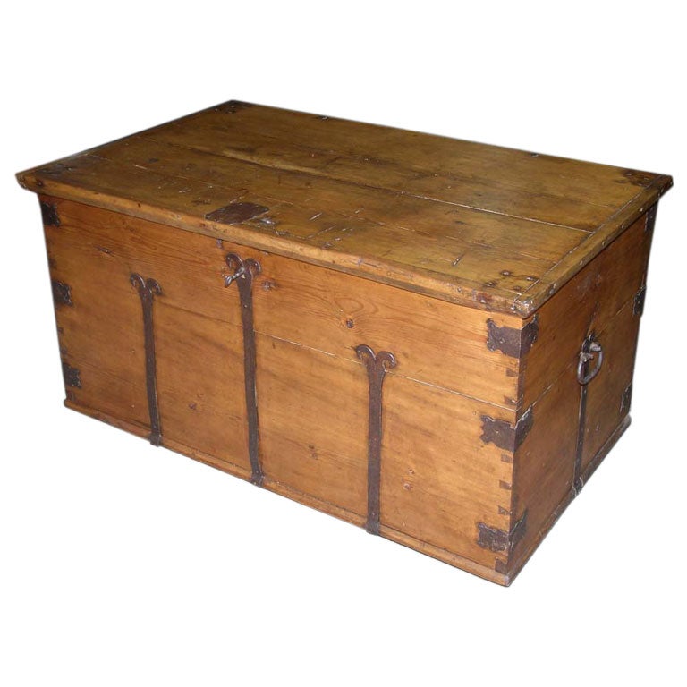 Large Antique Hope Chest, Blanket Box at 1stdibs