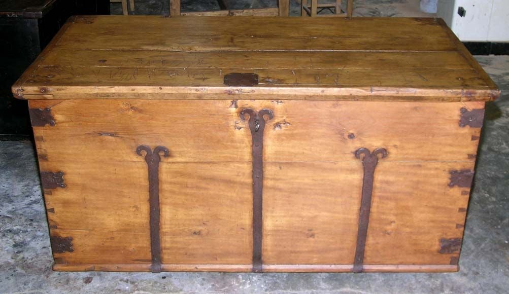 Large Antique Hope Chest, Blanket Box at 1stDibs