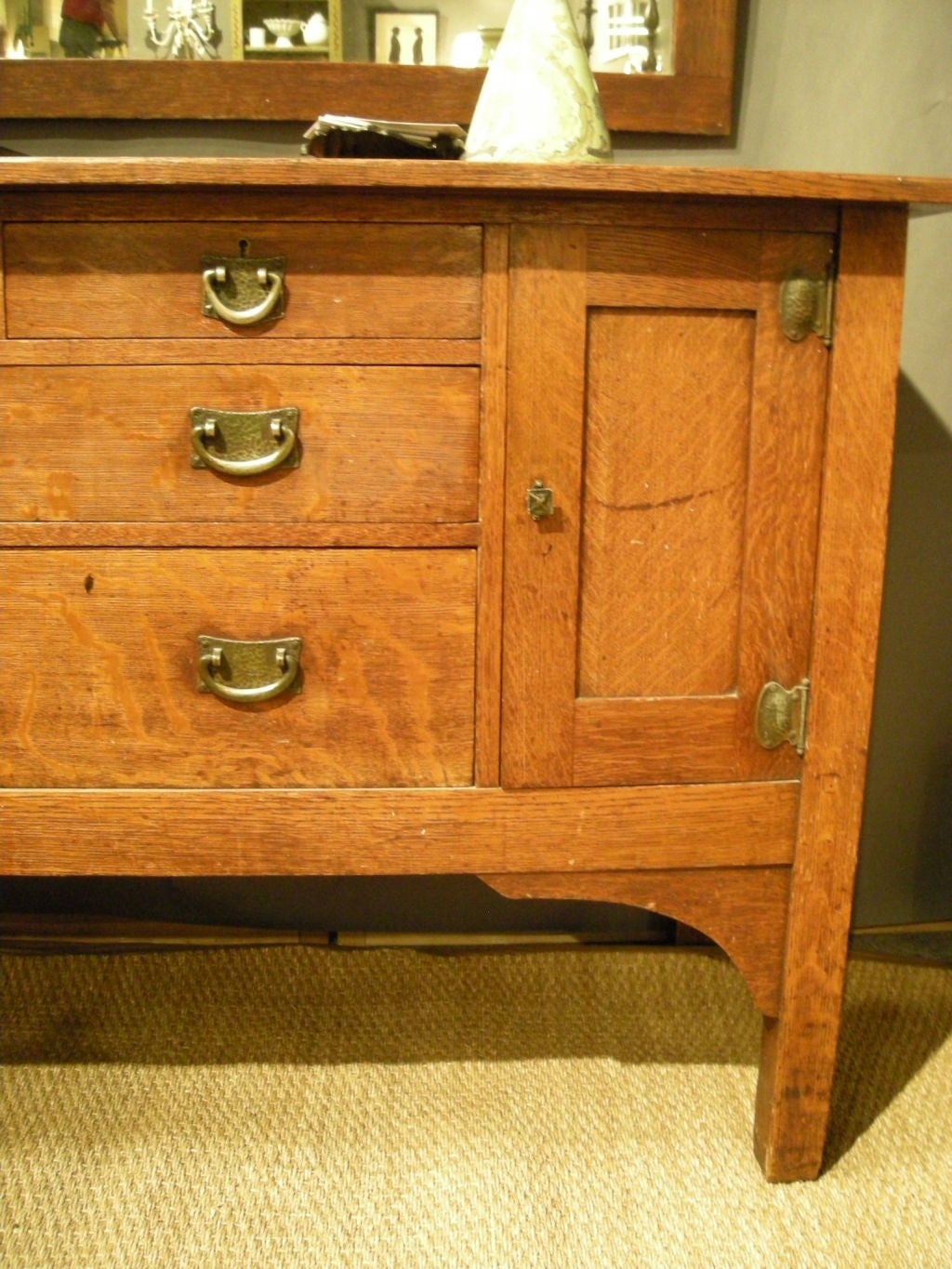 STICKLEY BROTHERS 'QUAINT FURNITURE COMPANY' SIDEBOARD IN OAK at