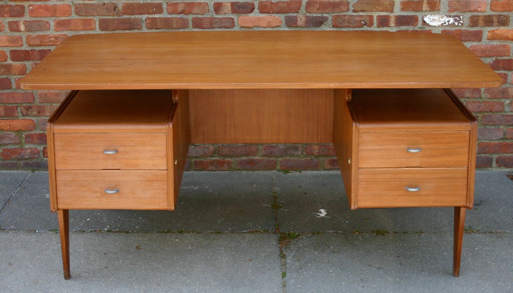 Modern Italian Desk at 1stDibs