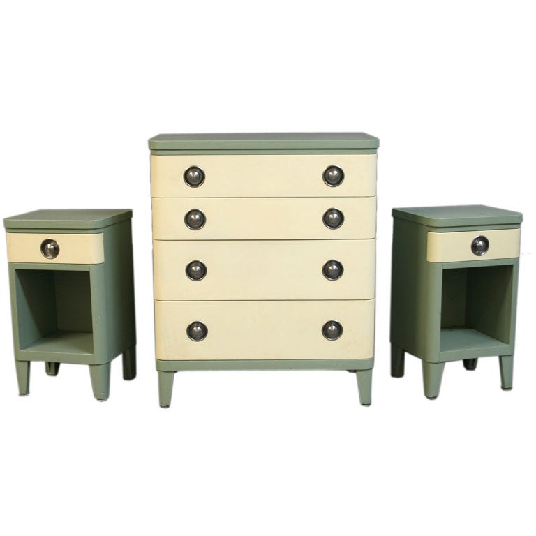 Dresser and Nightstands / Norman Bel Geddes for Simmons at 1stDibs