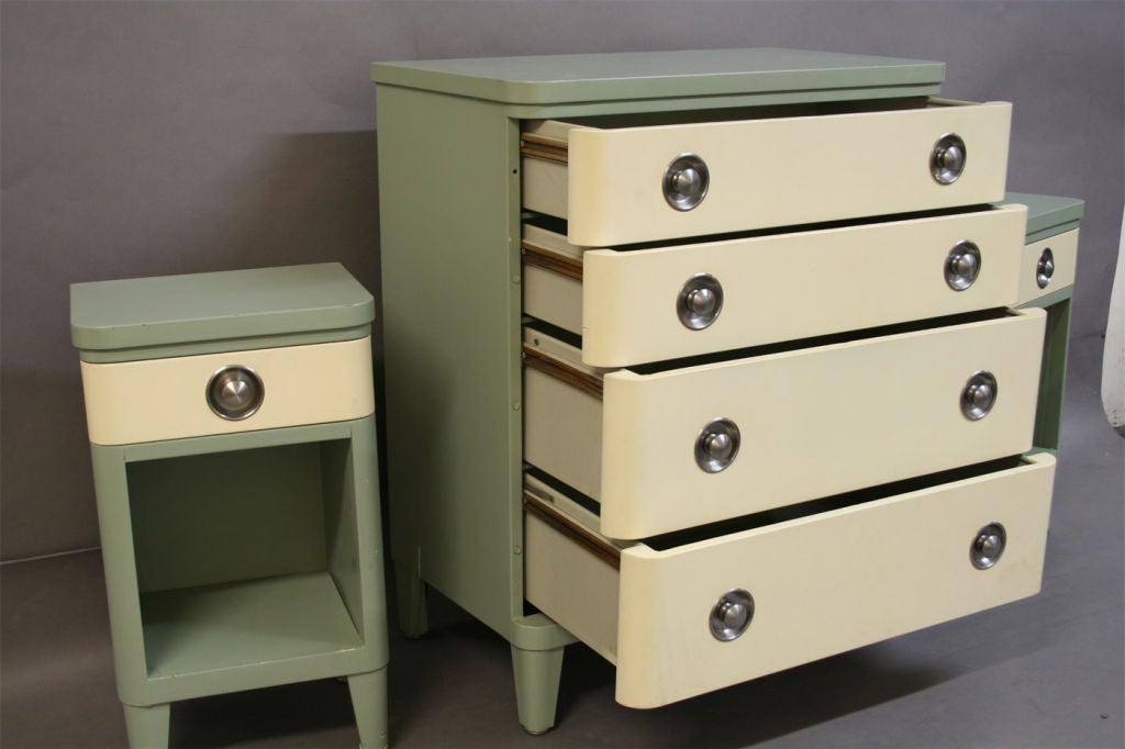 Dresser and Nightstands / Norman Bel Geddes for Simmons at 1stDibs
