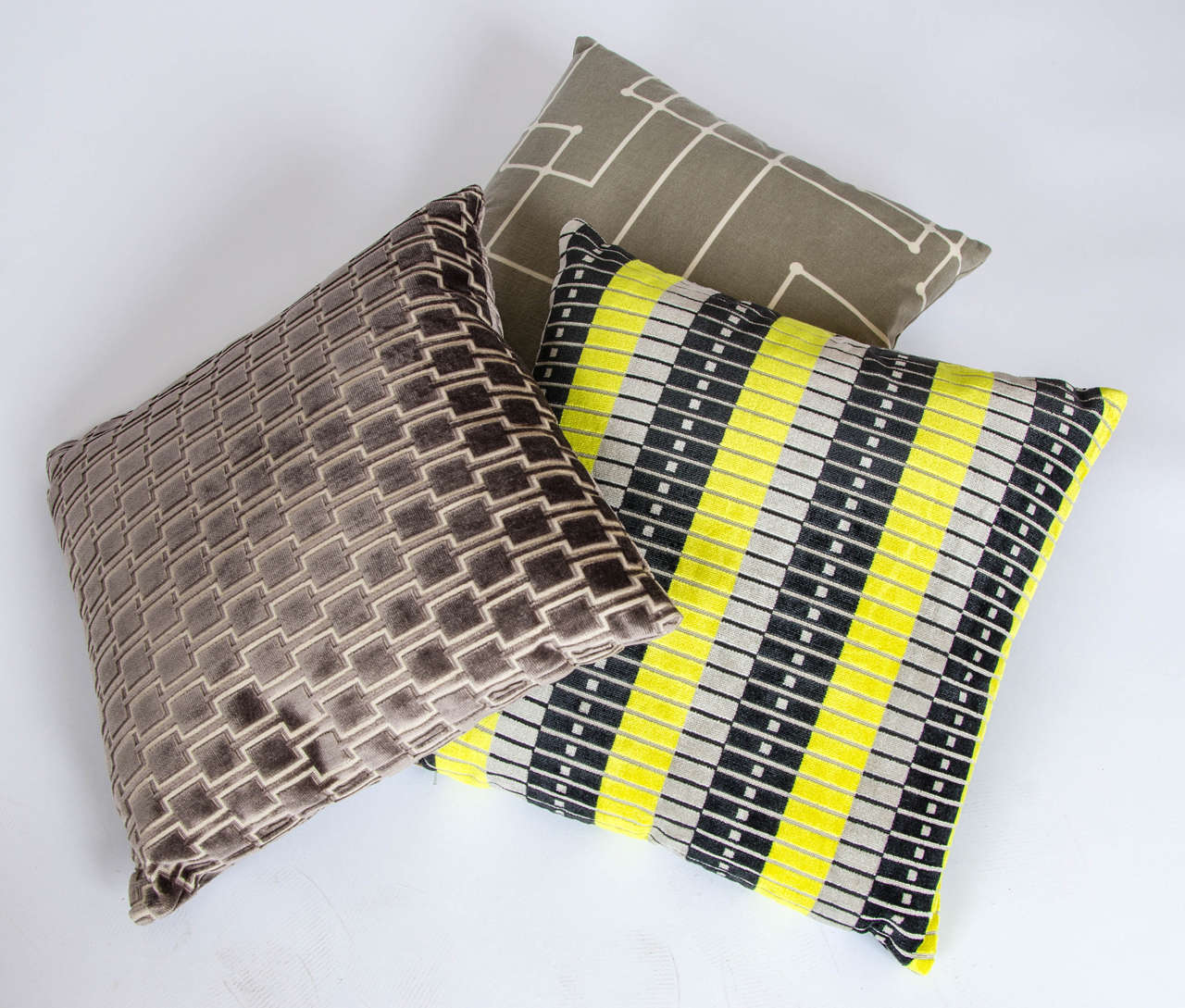 London Underground Cushions For Sale at 1stDibs