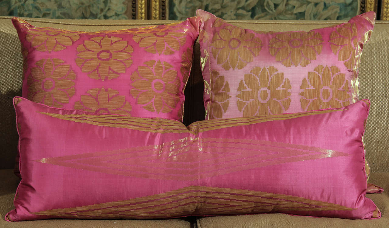 Pillows of Pink and Gold For Sale at 1stDibs