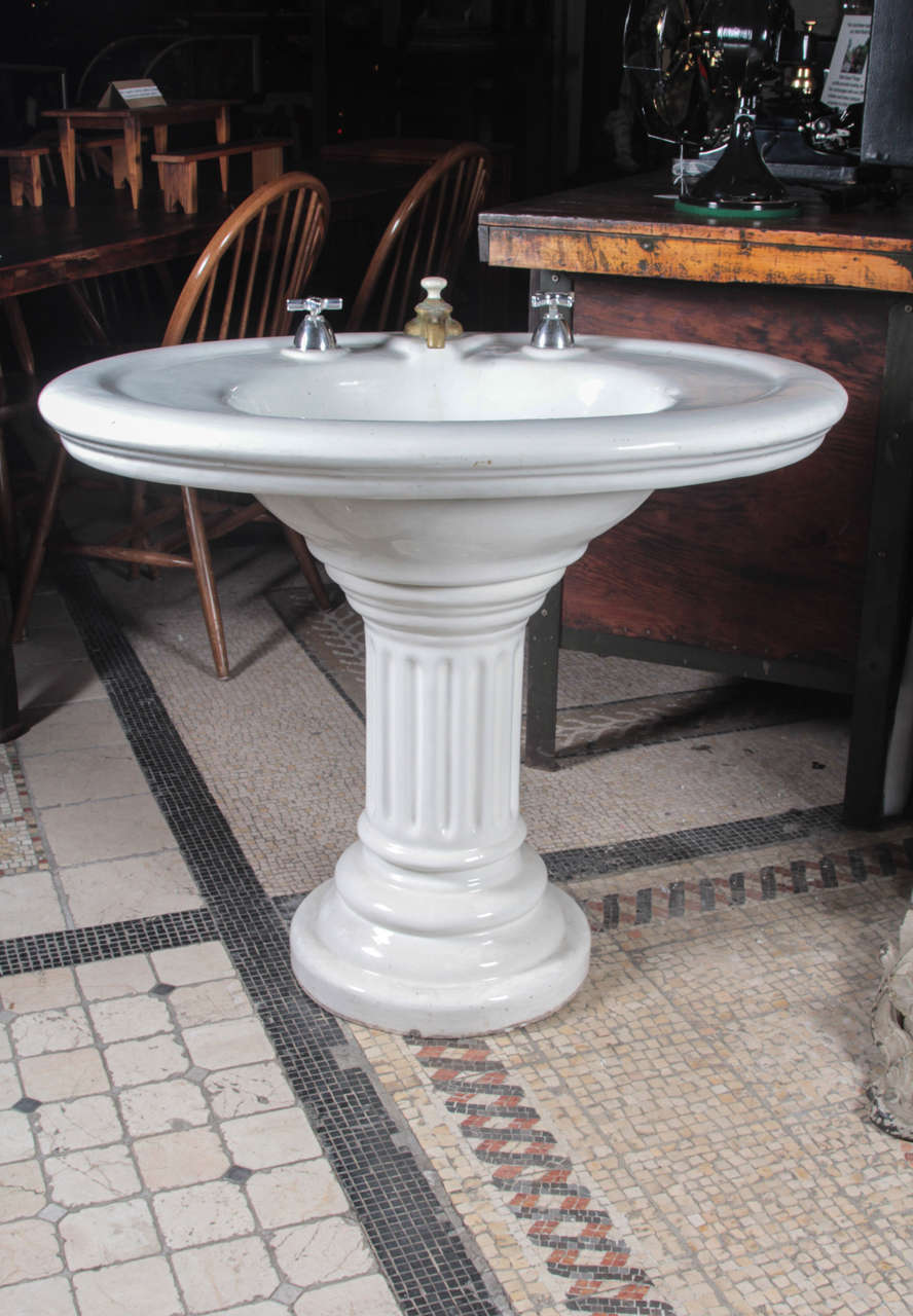 Extra Wide Pedestal Sink