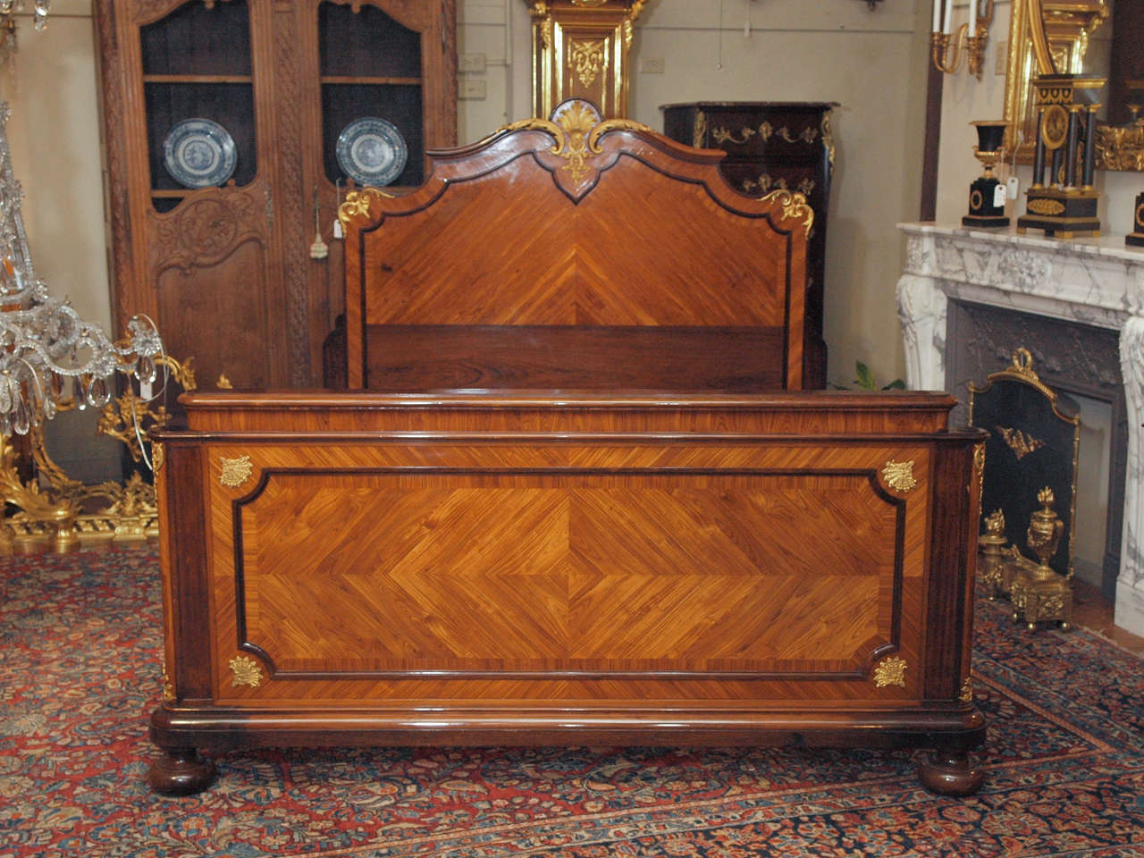 Antique French Superb Quality Kingwood Rosewood Bed circa 18801890 at