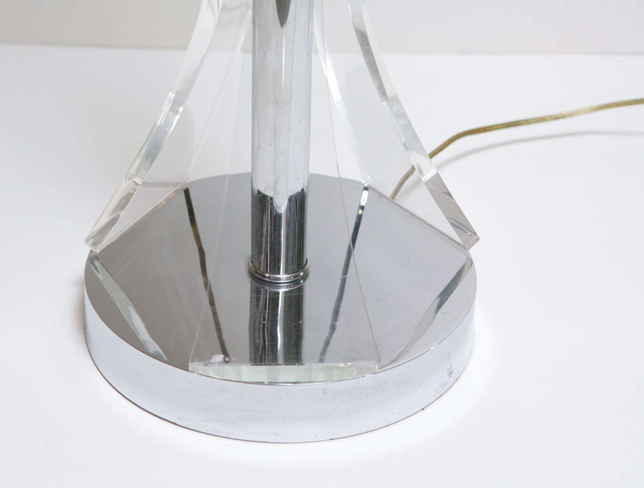 Mid Century Chrome and Lucite Floor Lamp For Sale at 1stDibs lucite