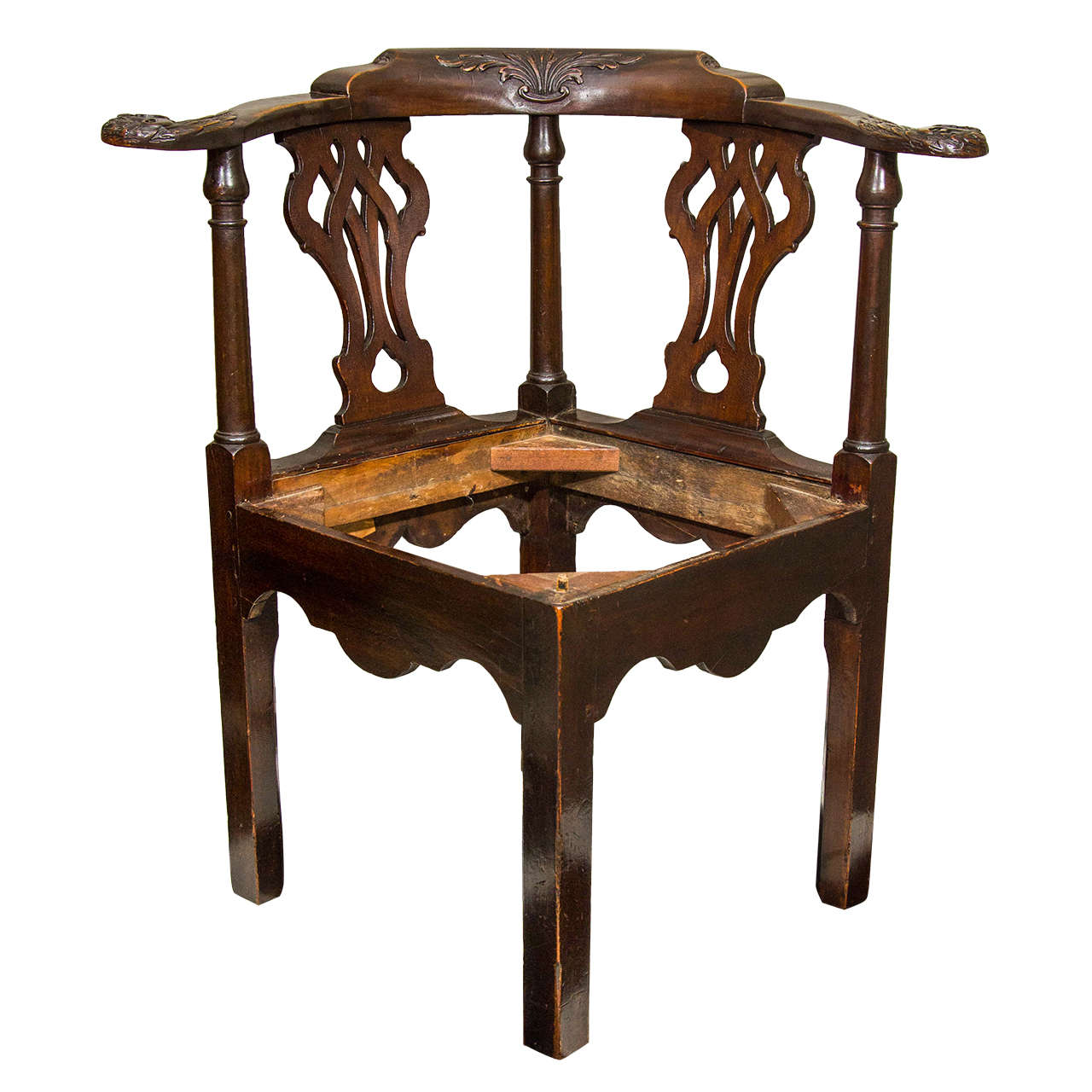 18th Century Irish Corner Chair For Sale at 1stDibs