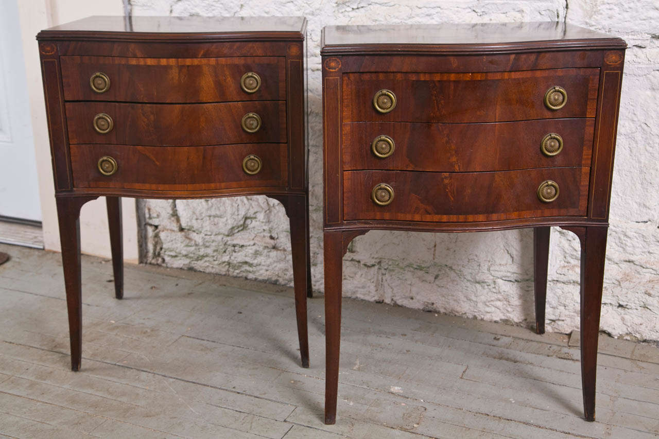 Pair JohnsonHandleyJohnson Mahogany Side Tables For Sale at 1stDibs