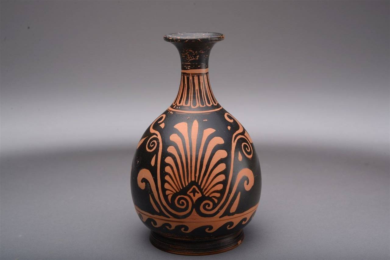 Ancient Greek Apulian RedFigure Ceramic Pottery Bottle, 4th Century B