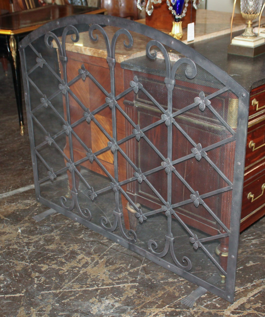 Antique iron screen for sale 1 dib