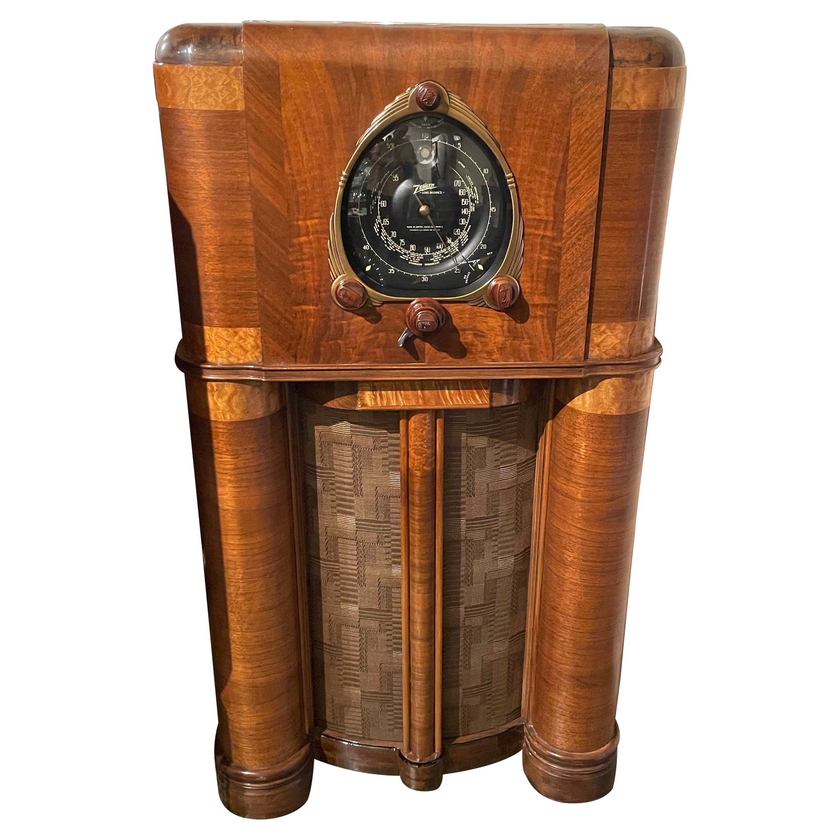 Zenith 1940 Aztec 12S471 Tube Robot Dial Console Tube Radio, Restored