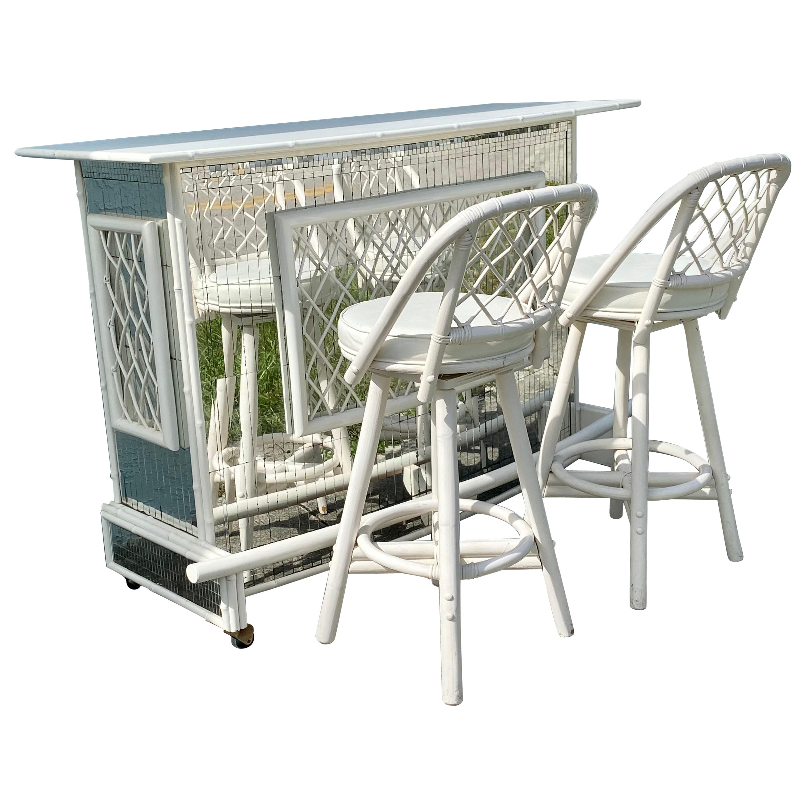 Pulaski Keepsake Collection Oak Wood Bar with Griffins and 2 Stools 3