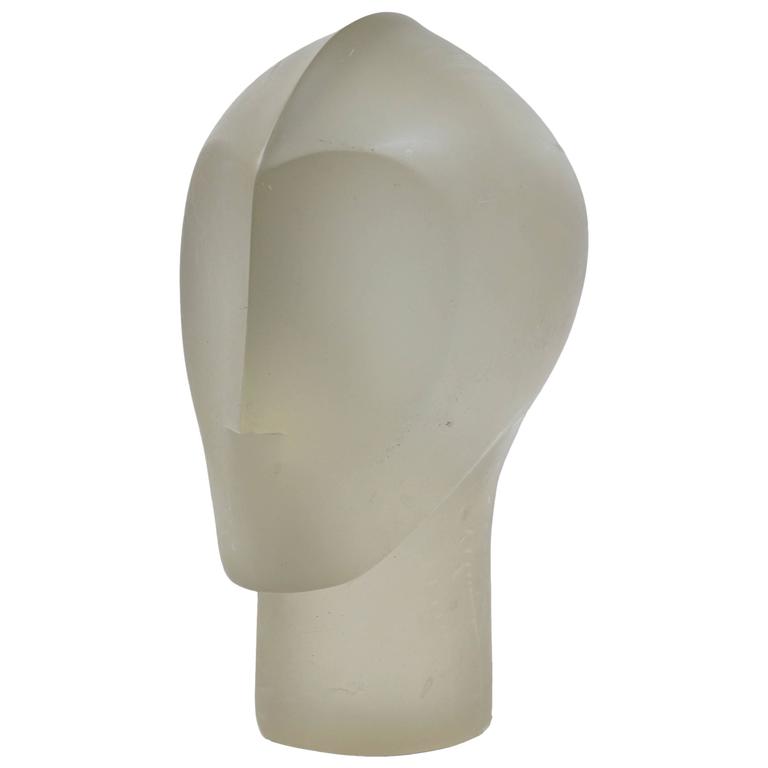 Modernist Lucite Head For Sale at 1stDibs