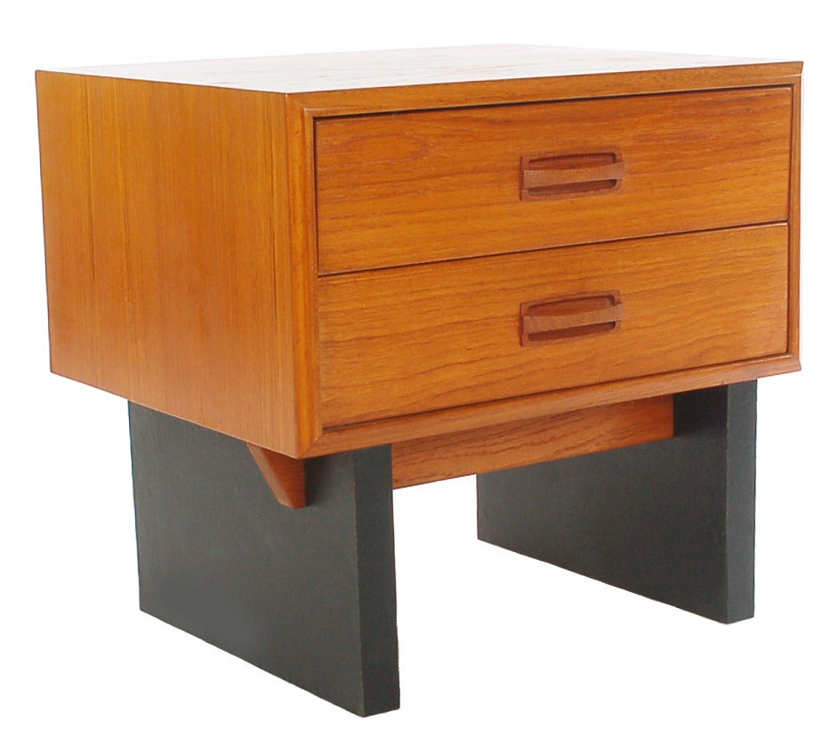 Matching Pair of Danish Modern Nightstands in Teak For Matching Pair of Danish Modern Nightstands in Teak For