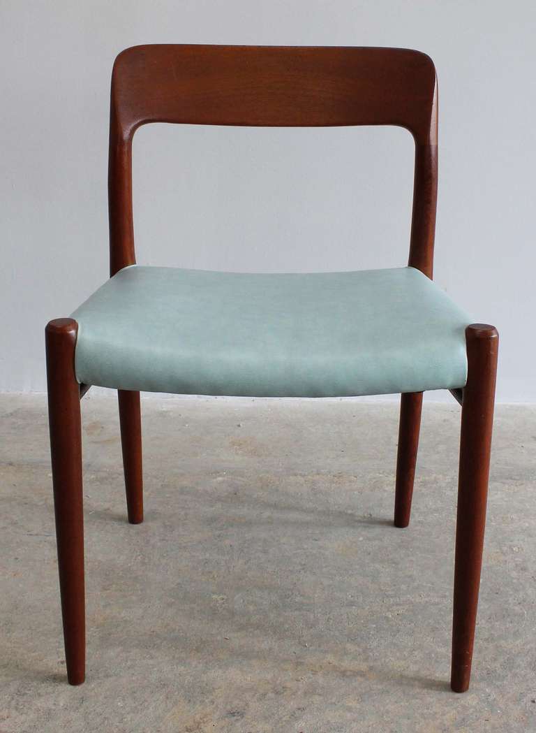 Eight Danish Dining Chairs at 1stdibs