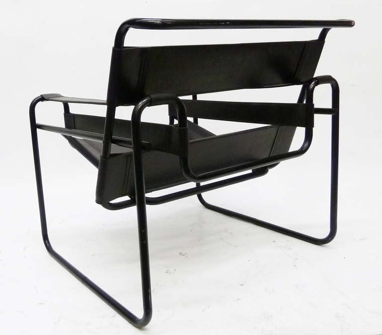 "Wassily" Lounge Chair with Rare Black Frame at 1stDibs wassily chair
