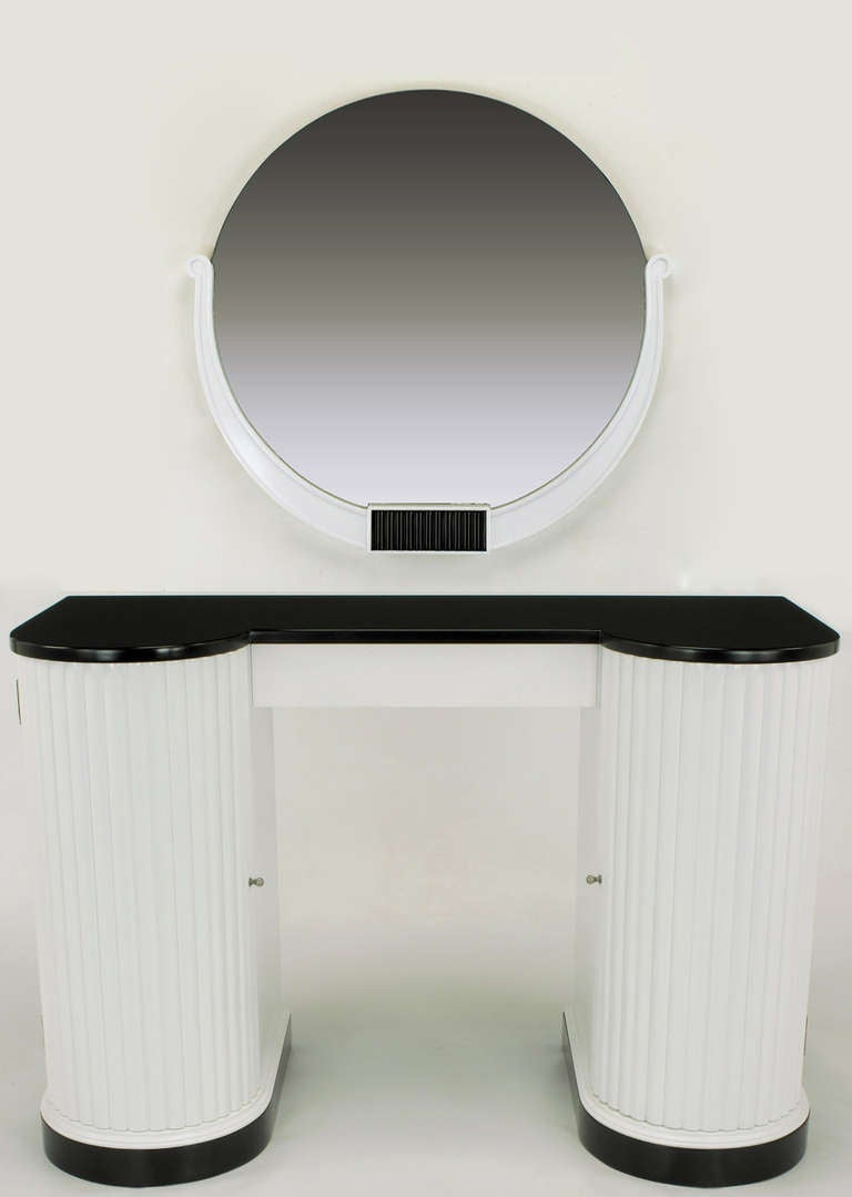 Kittinger Black and White Art Deco Reeded Curved Front Vanity at