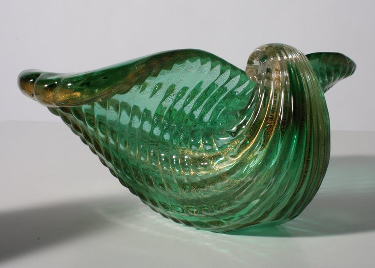 Green Murano Glass Shell Bowl, circa 1950 For Sale at 1stdibs