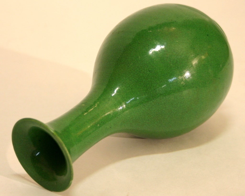 Antique Chinese Porcelain Apple Green Crackle Glaze Vase at 1stDibs