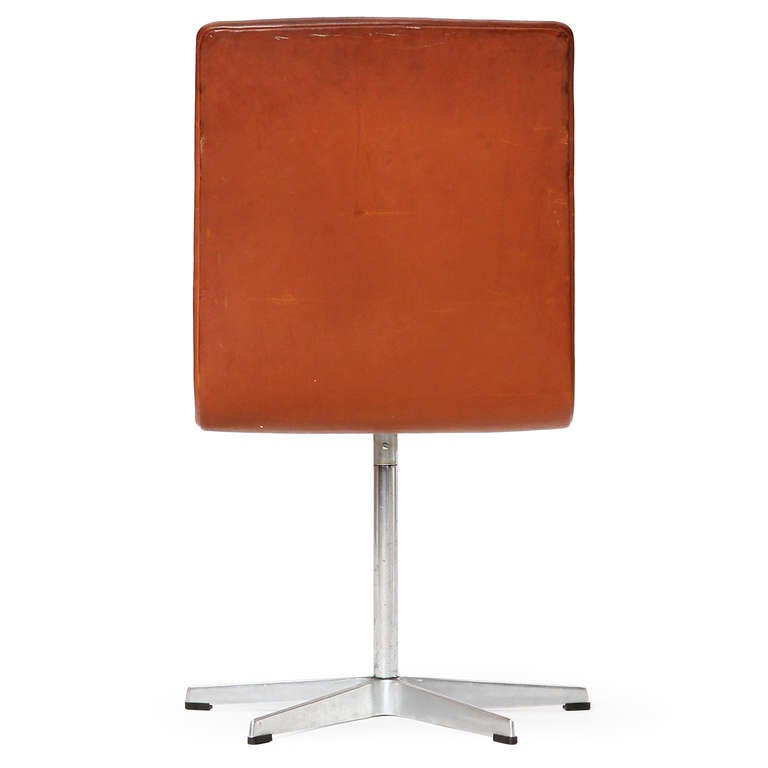 Natural Leather Oxford Chairs by Arne Jacobsen For Sale at 1stdibs