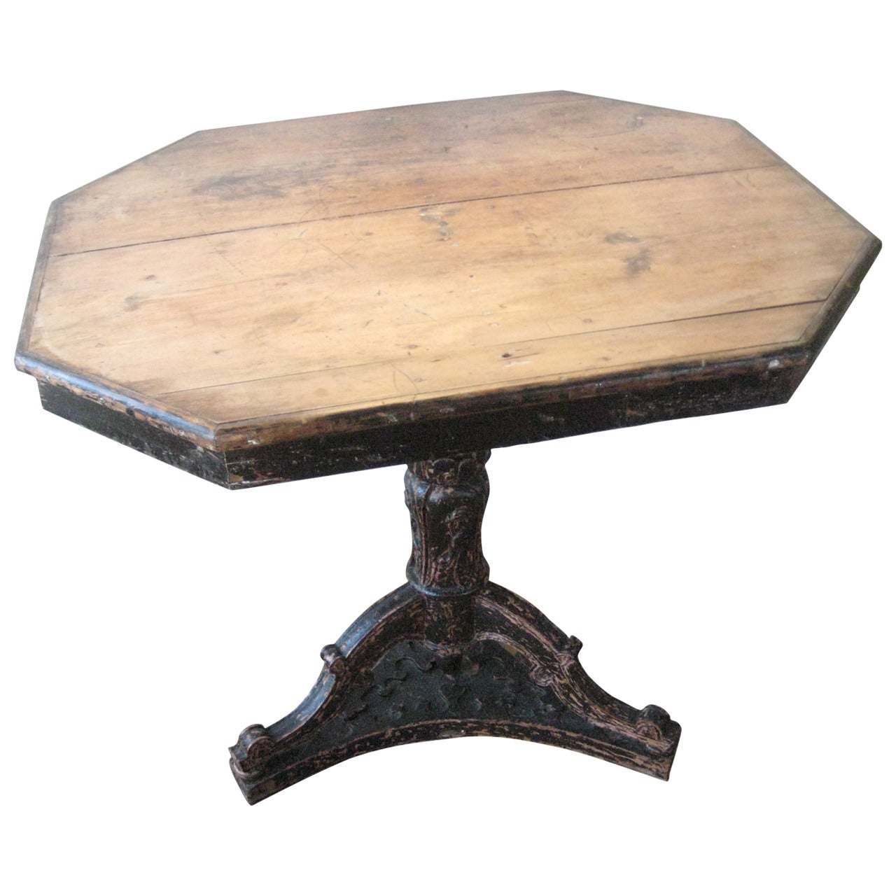 Pine Pedestal Table at 1stDibs