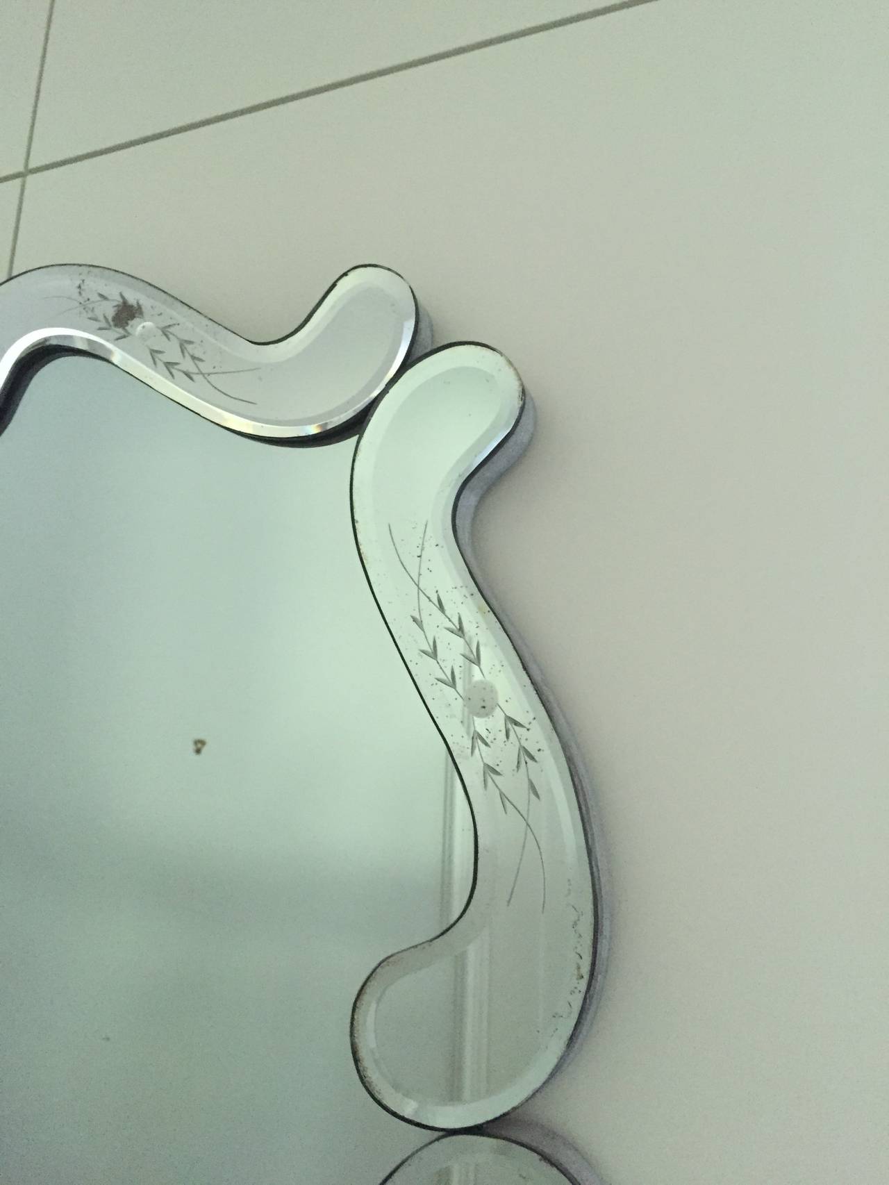 Large Hollywood Regency Bevelled Etched Mirror For Sale at 1stDibs