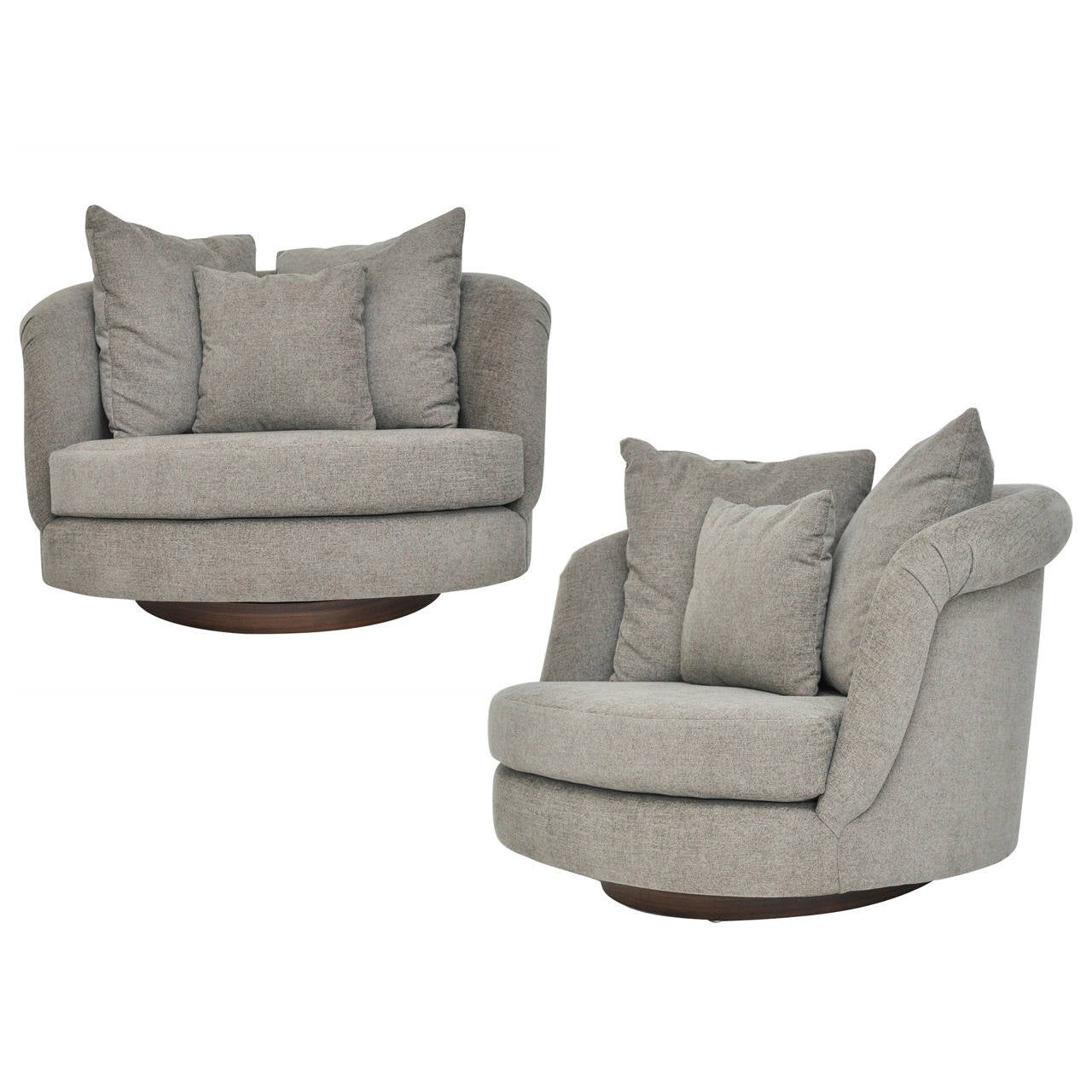 Pair of Large Milo Baughman Swivel Chairs For Sale at 1stDibs