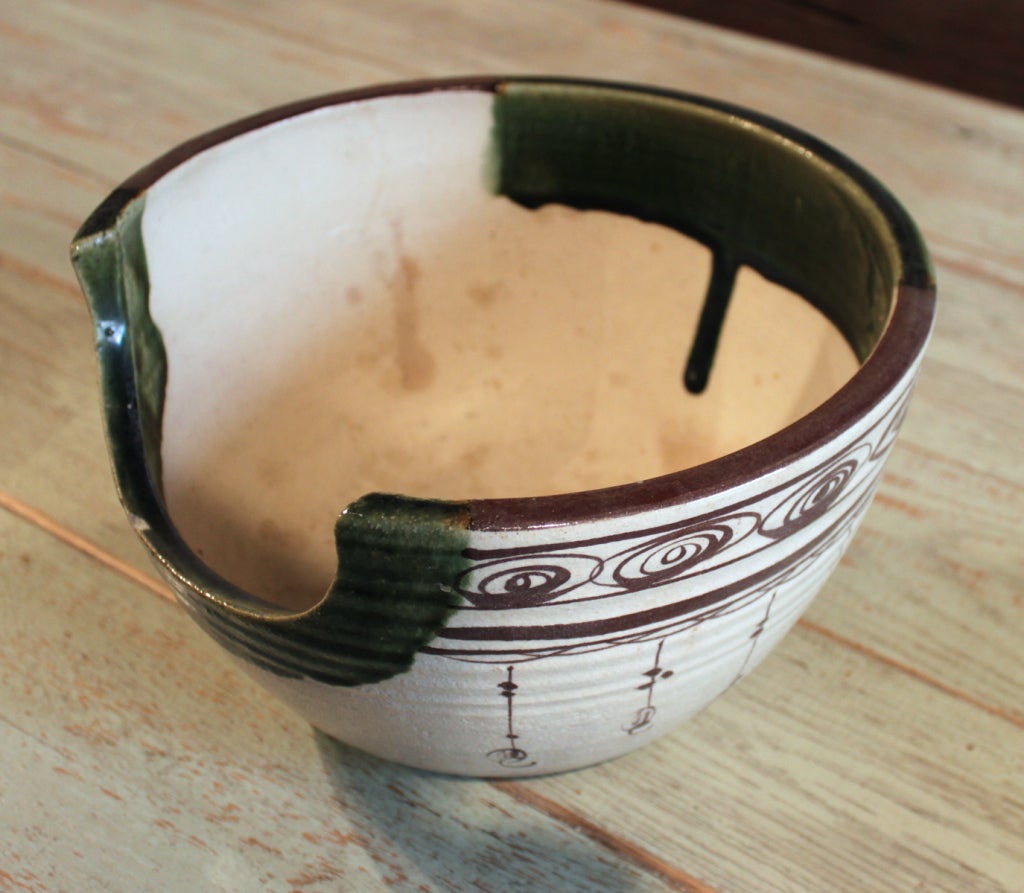 Set of Two Ceremonial Tea Vessels For Sale at 1stDibs